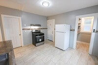 Building Photo - 4 Standard St