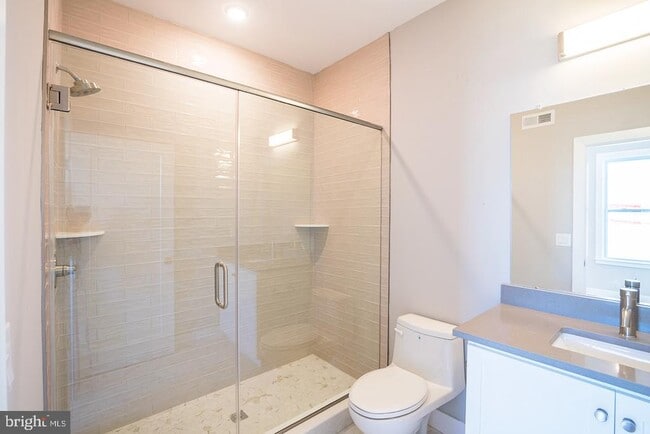 Building Photo - 129 S 49th St