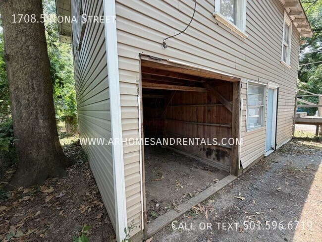 Building Photo - 1708.5 Nona St