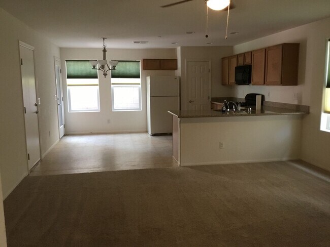 Building Photo - 164 Belmont Canyon Pl