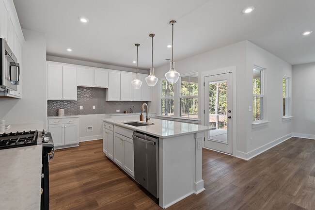 Building Photo - 2054 Florine Dr