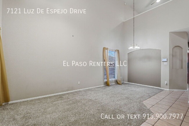 Building Photo - 7121 Luz De Espejo Dr