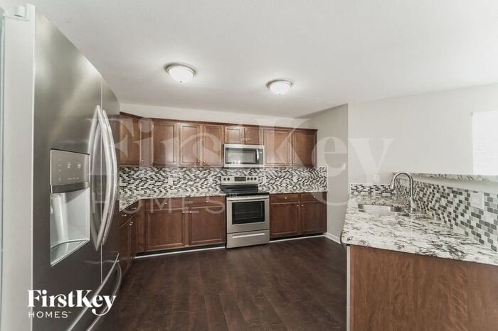 Building Photo - 1431 Waterlily Lane