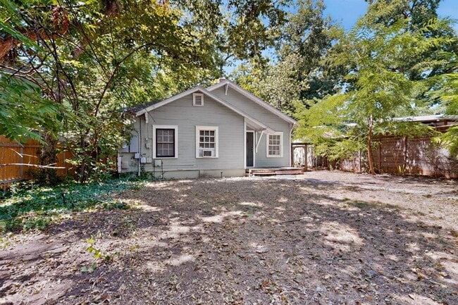 Building Photo - 4211 Avenue B