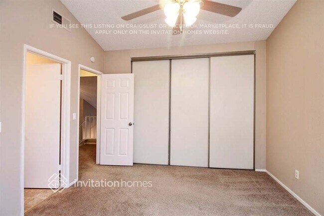 Building Photo - 1225 Rio Cresta Way