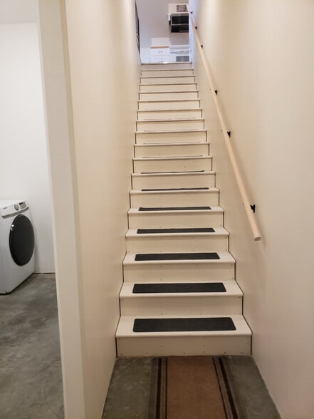 Building Photo - 42 Prairie Ln