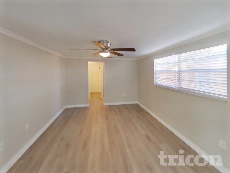 Building Photo - 3518 Springfield Dr