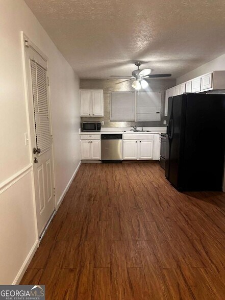 Building Photo - 9268 Clb Vw Trce