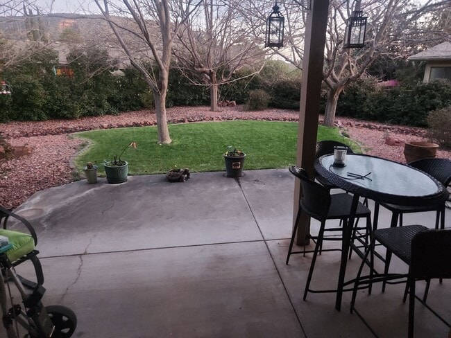 Building Photo - Gorgeous Views and a backyard oasis at this Fully Furnished Beauty!