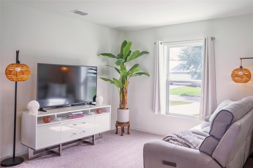 Building Photo - 1229 SW San Antonio Ave