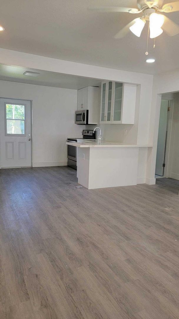 Building Photo - 1845 Sherman St