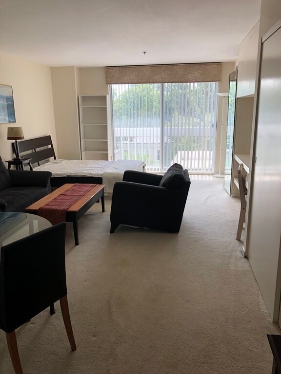 Building Photo - 950 Massachusetts Ave