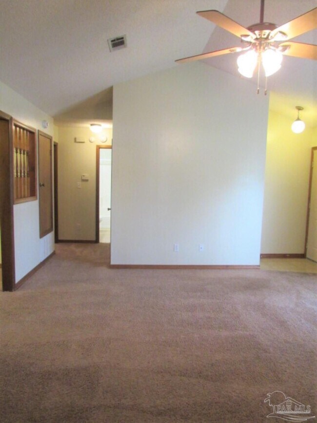 Building Photo - 10113 Peppertree Ct