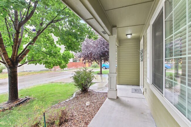 Building Photo - 3462 N Lancer Ave