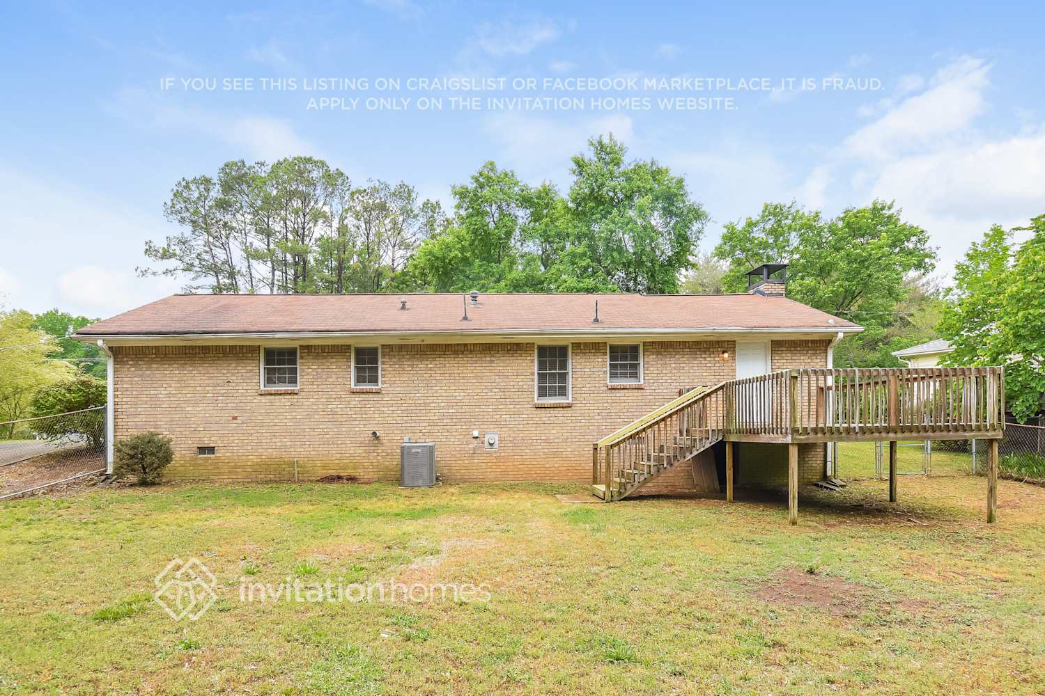 Building Photo - 404 Seneca Ct