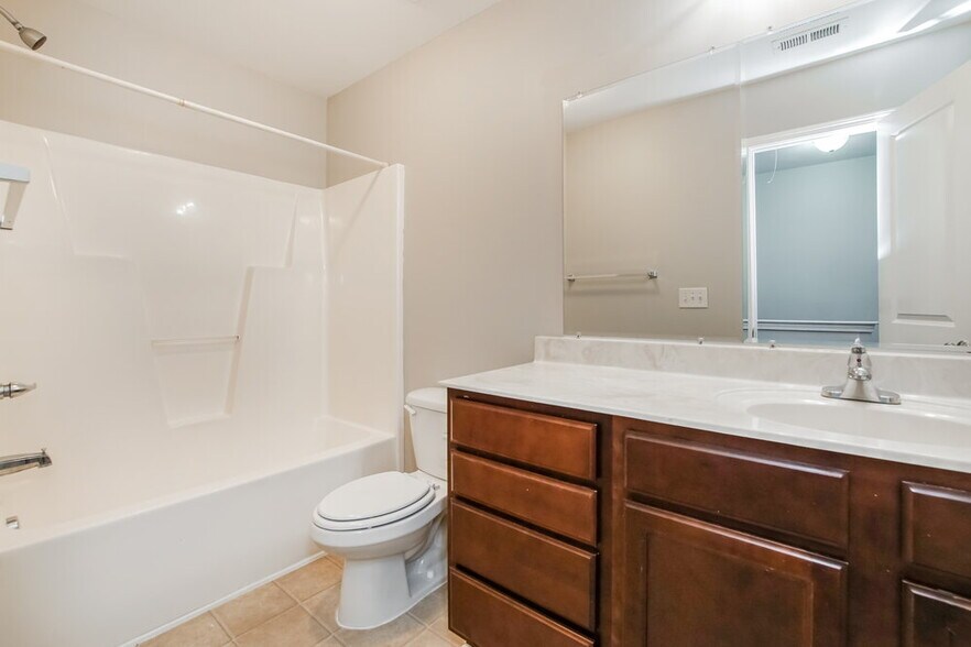 Building Photo - 5139 Arbor Chase Dr