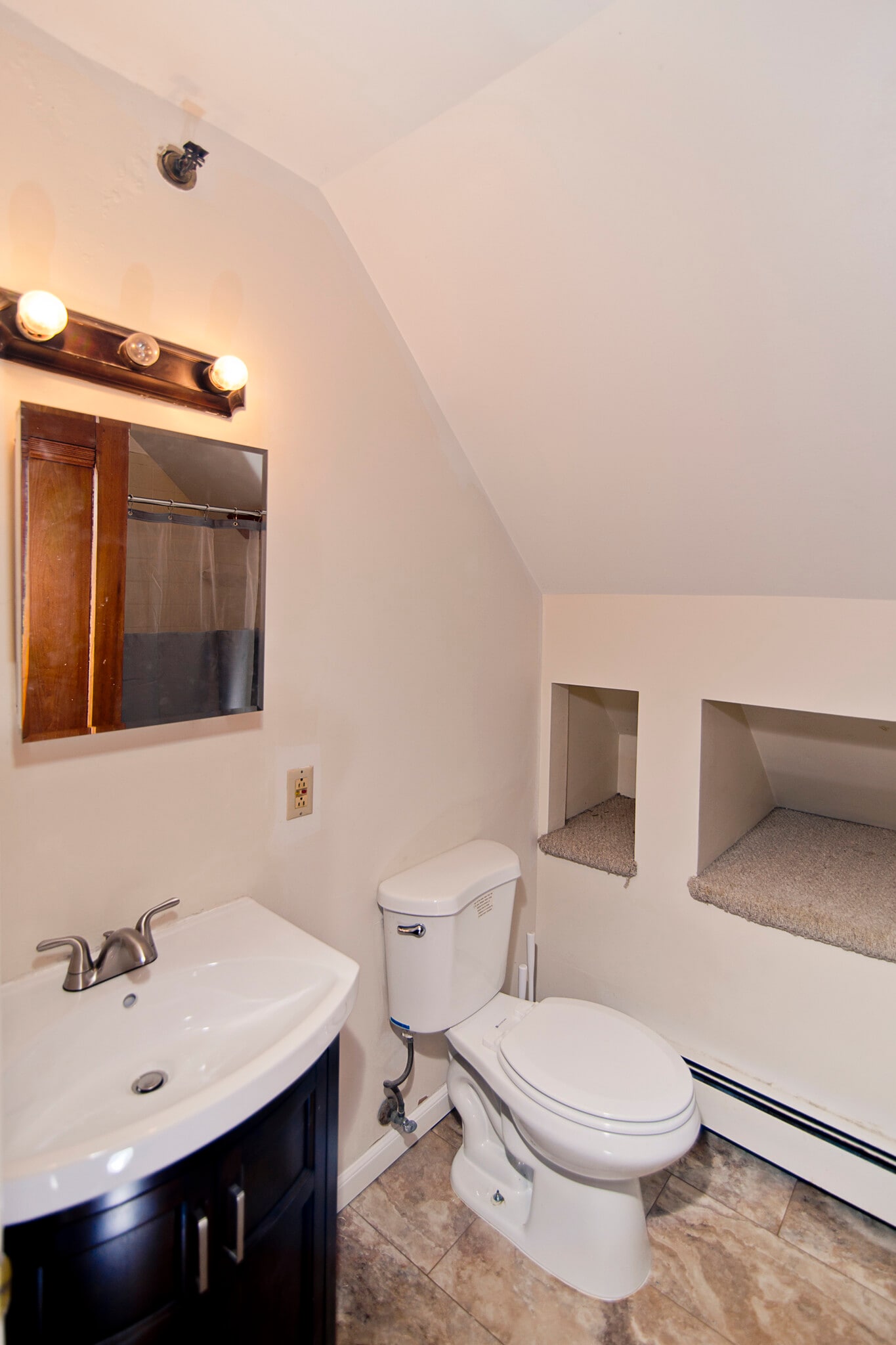 Building Photo - 129 Green St