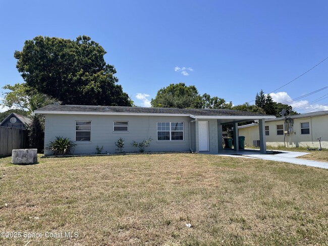 Building Photo - 710 Japonica Dr