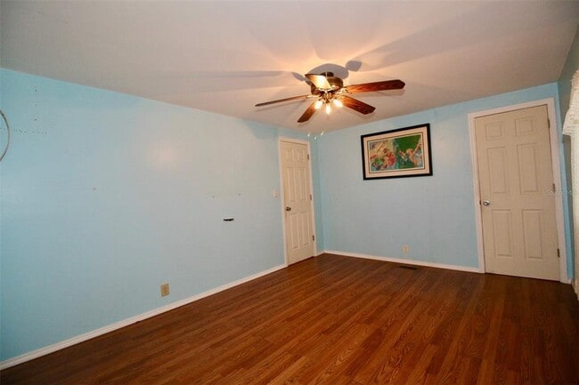 Building Photo - 10992 Poplar St NE