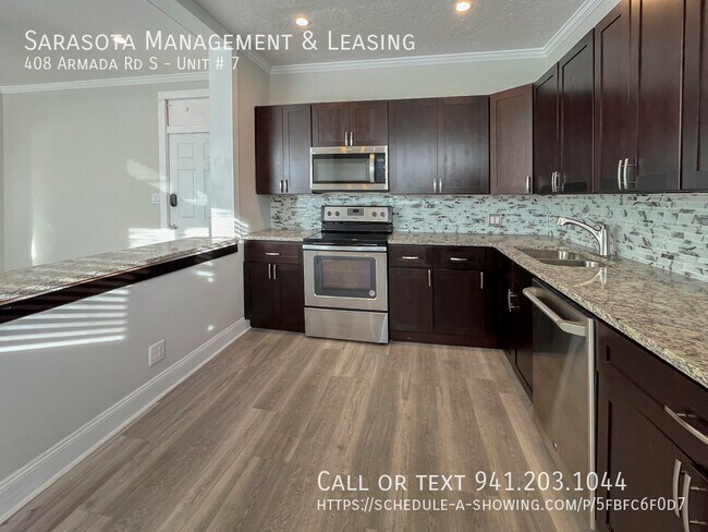 Building Photo - 408 Armada Rd S