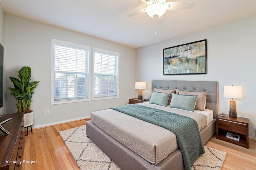 Building Photo - 4301 Mantua Way