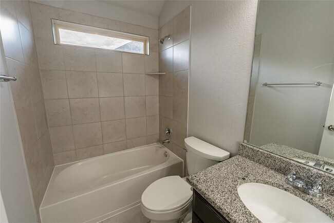 Building Photo - 3717 Del Payne Ln