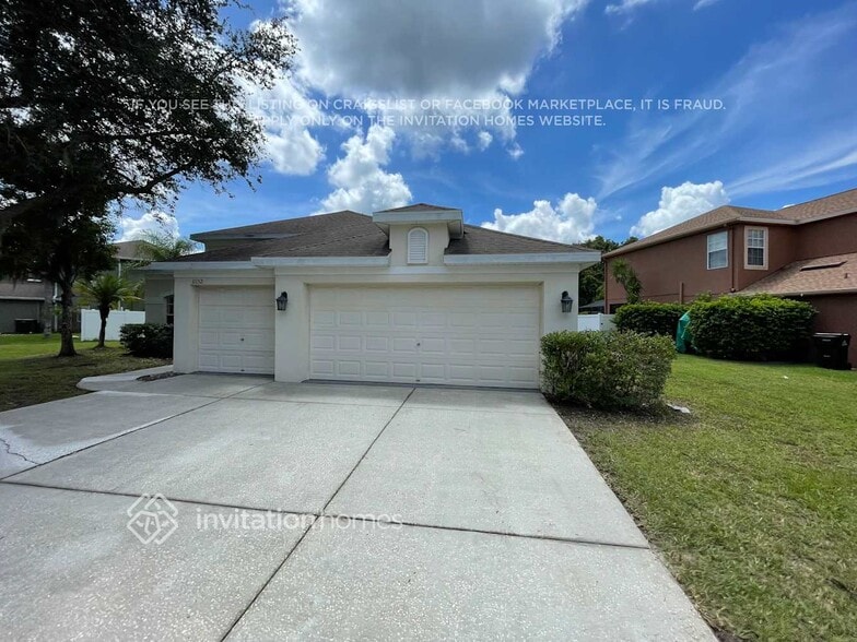 Primary Photo - 11152 Oyster Bay Cir