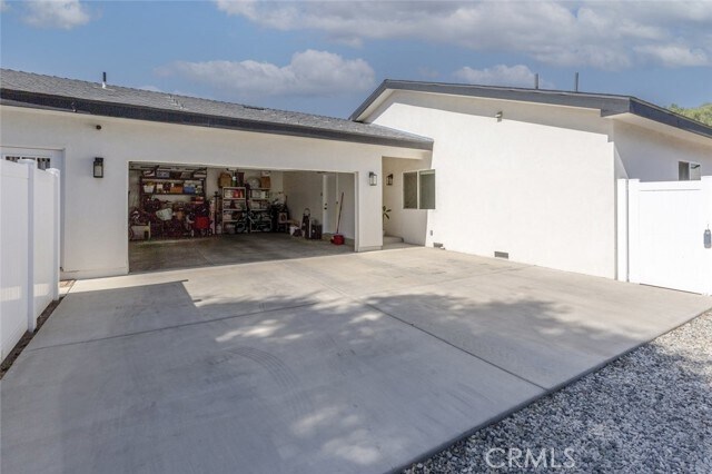 Building Photo - 25101 Vermont Dr