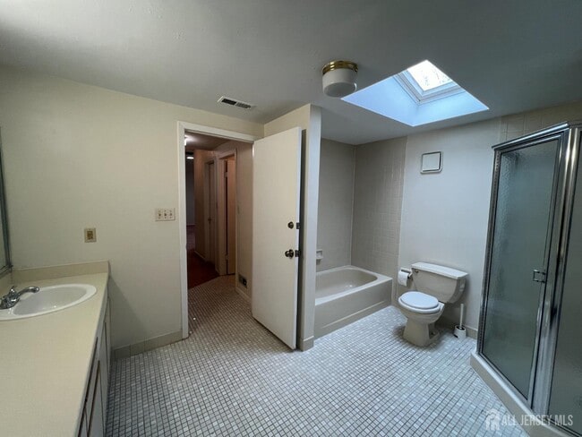 Building Photo - 89 Gate House Ln