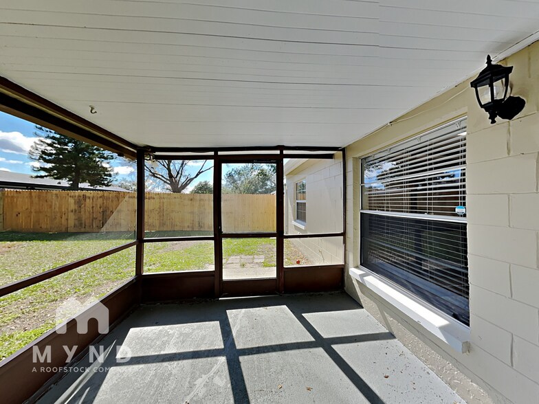 Building Photo - 1065 Bridlewood Way