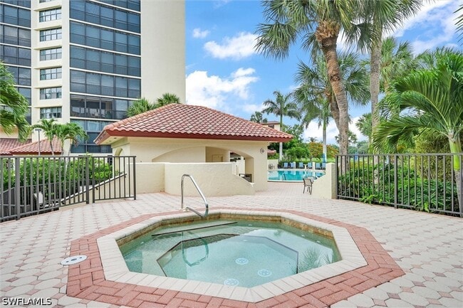 Building Photo - 6000 Pelican Bay Blvd