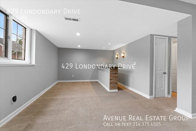 Building Photo - 429 Londondary Dr