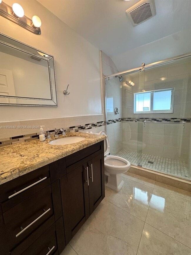 Building Photo - 10710 SW 141st Ave