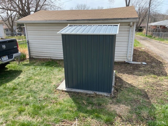 Building Photo - 946 Adams St