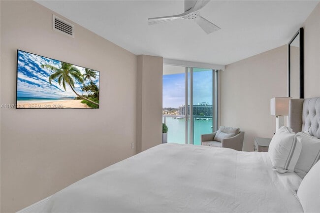 Building Photo - 6700 Indian Creek Dr