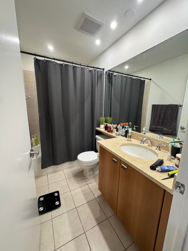 Building Photo - 1125 Crystal Way