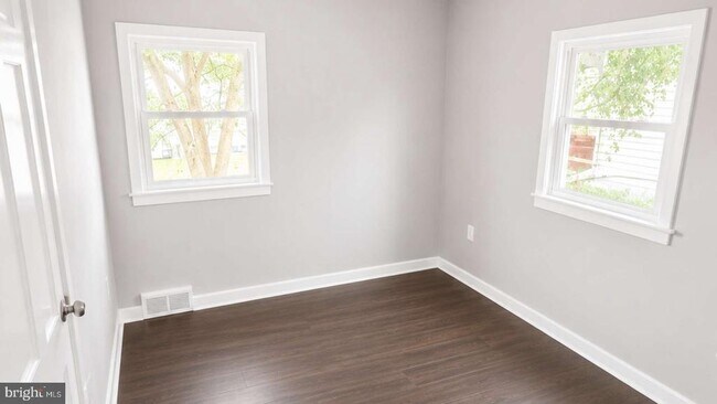 Building Photo - 2220 Brunswick Ave