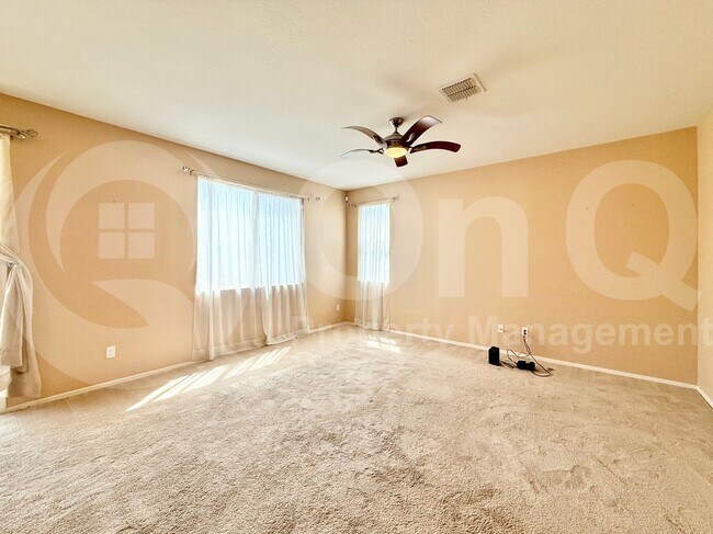 Building Photo - 218 N 109th Dr