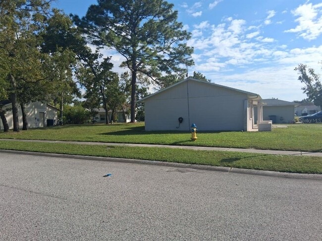Building Photo - 13104 Serpentine Dr
