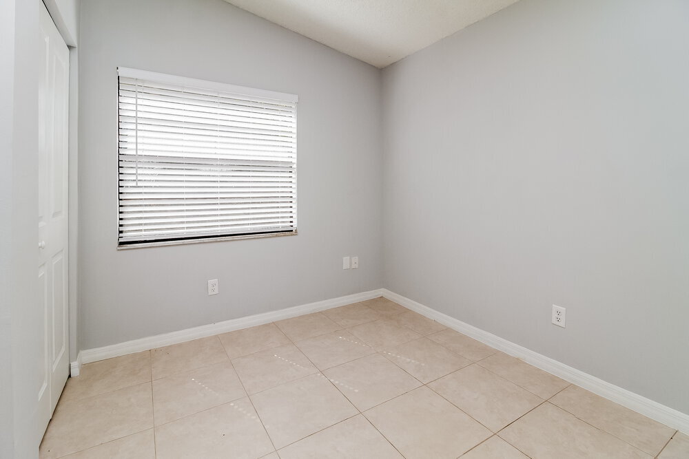 Building Photo - 496 Wild Fox Dr