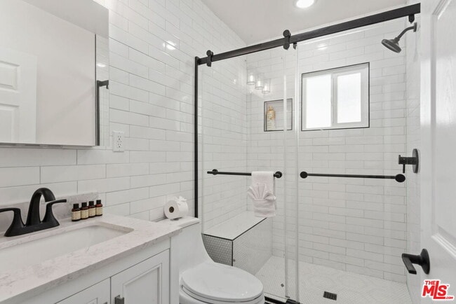 Building Photo - 1224 N Ogden Dr