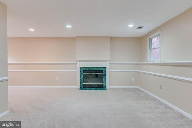 Building Photo - 201 St Michaels Cir