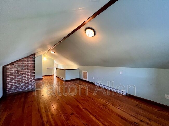 Building Photo - 20 Bell Rd