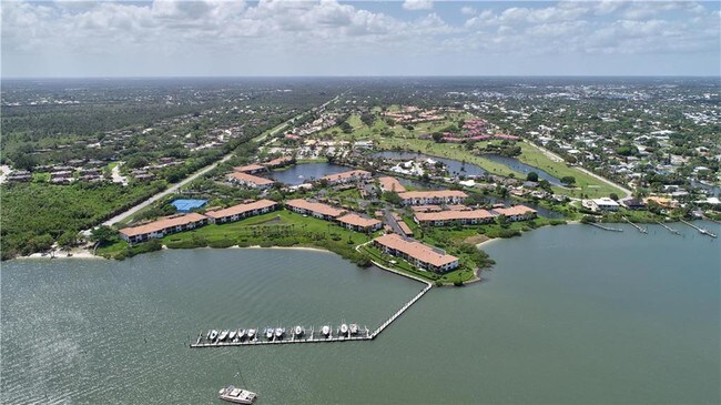 Building Photo - 6101 SE Landing Way