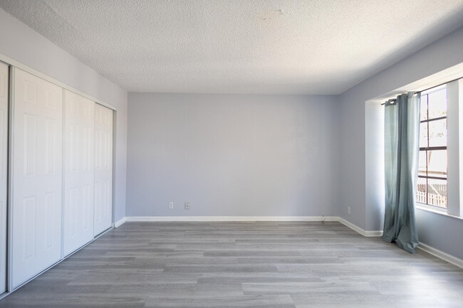 Building Photo - 110 Weybridge Cir