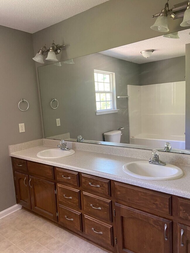 Building Photo - New For Rent in Grayson Valley!