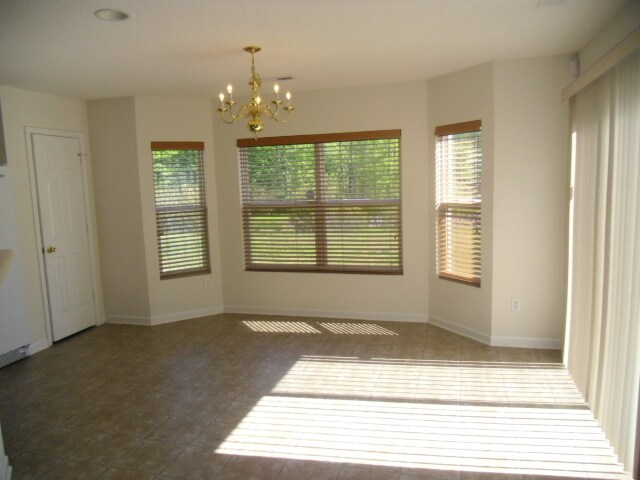 Building Photo - 816 Statler Dr