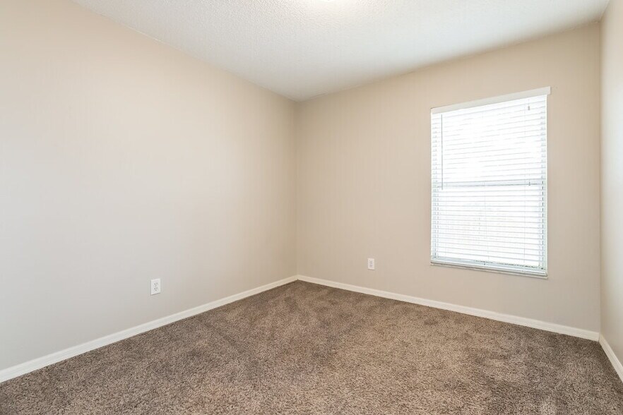 Building Photo - 624 Cape Cod Cir