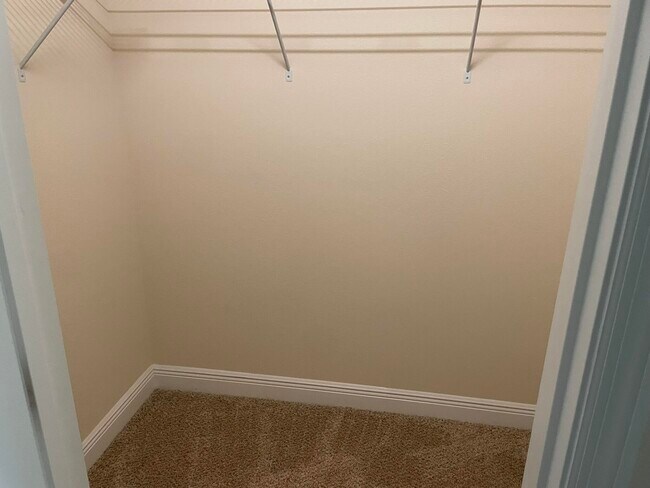Building Photo - 6311 Ale Ct