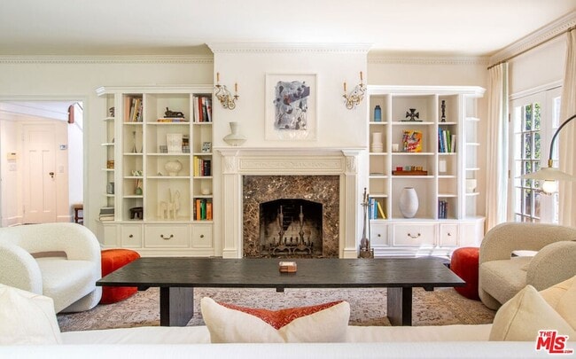 Building Photo - 226 Palisades Ave